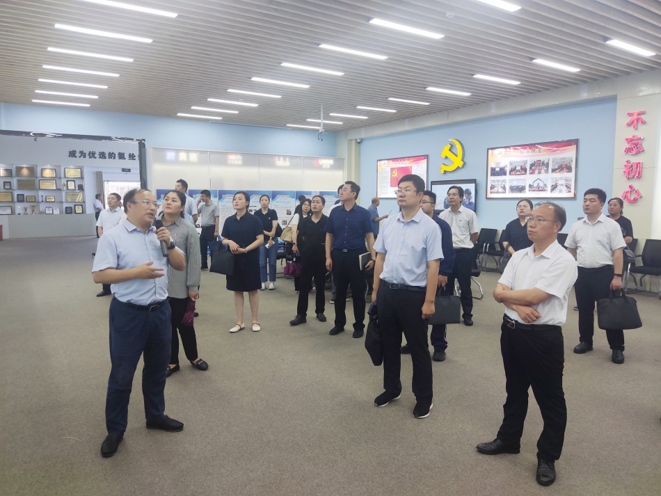 2024年7月17日，市國資委系統(tǒng)在公司開展“三組聯(lián)建”現(xiàn)場觀摩1（公司展廳）_副本